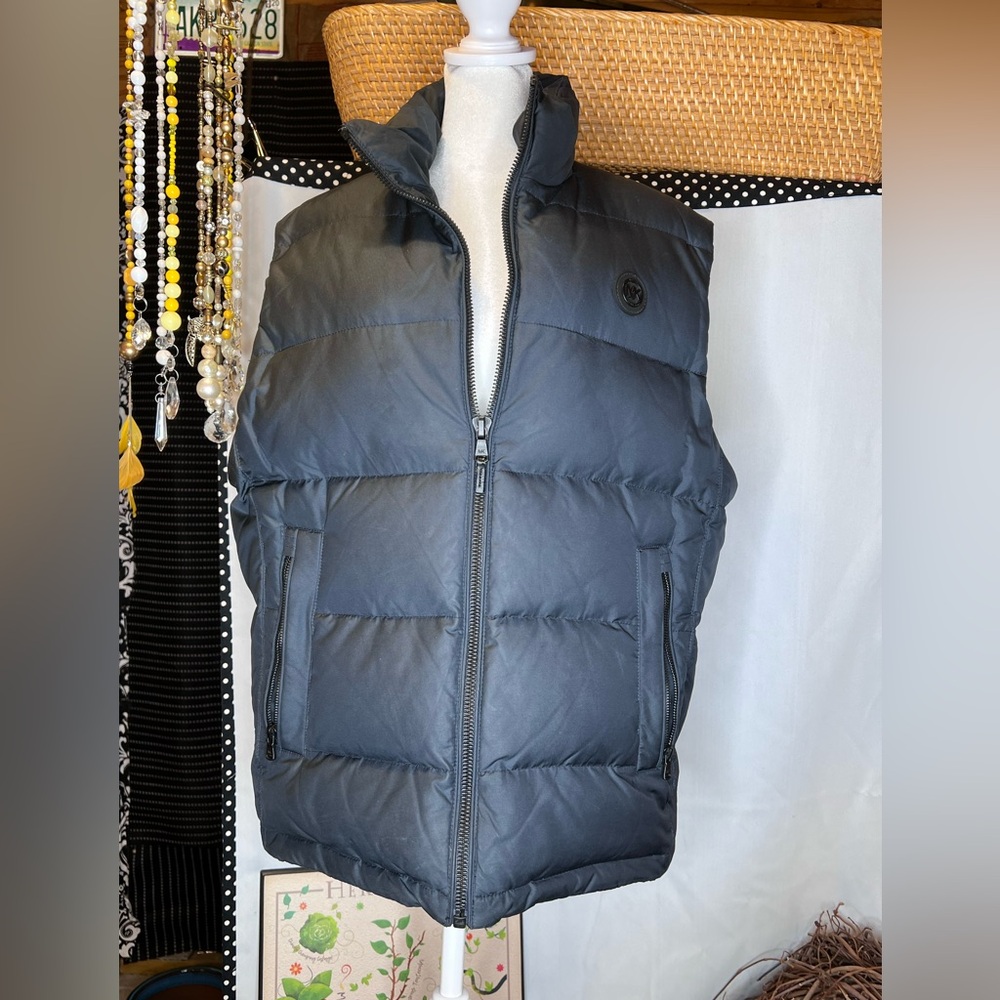 NWOT Michael Kors Black Puffer Vest Size Large - Picture 2 of 14